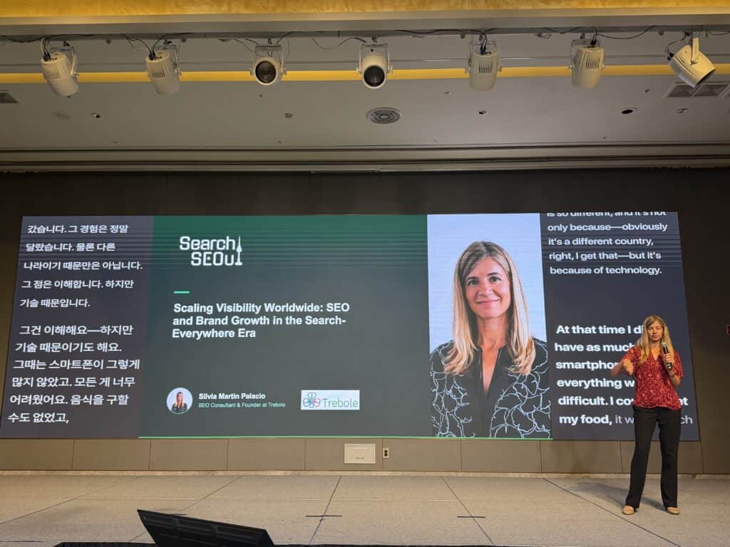 international seo leader silvia martin speaking at search seoul (photo by connor kimball)